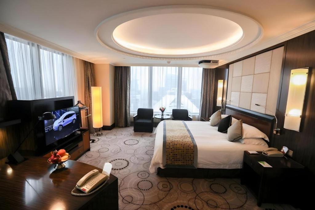 Grand Soluxe Zhongyou Hotel Шанхай Экстерьер фото