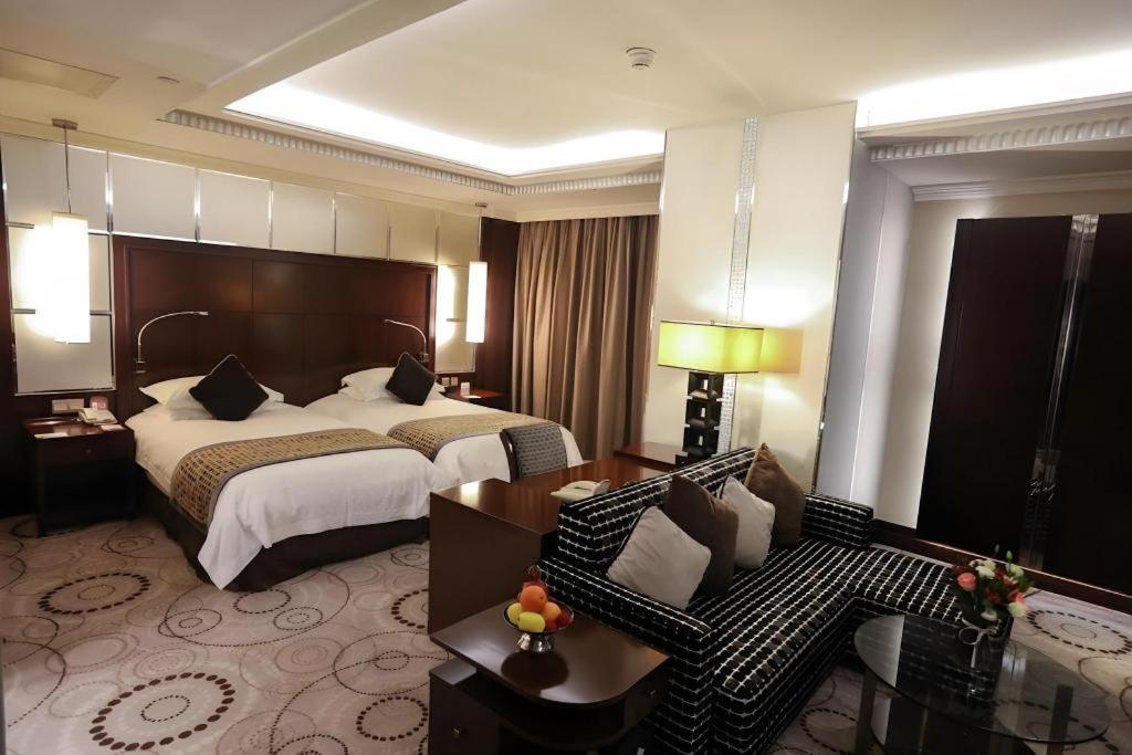 Grand Soluxe Zhongyou Hotel Шанхай Экстерьер фото