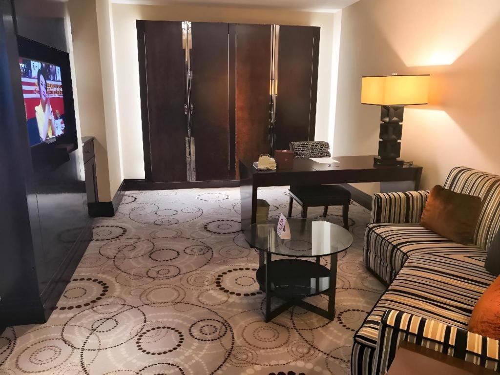 Grand Soluxe Zhongyou Hotel Шанхай Экстерьер фото