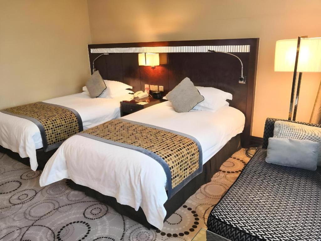 Grand Soluxe Zhongyou Hotel Шанхай Экстерьер фото